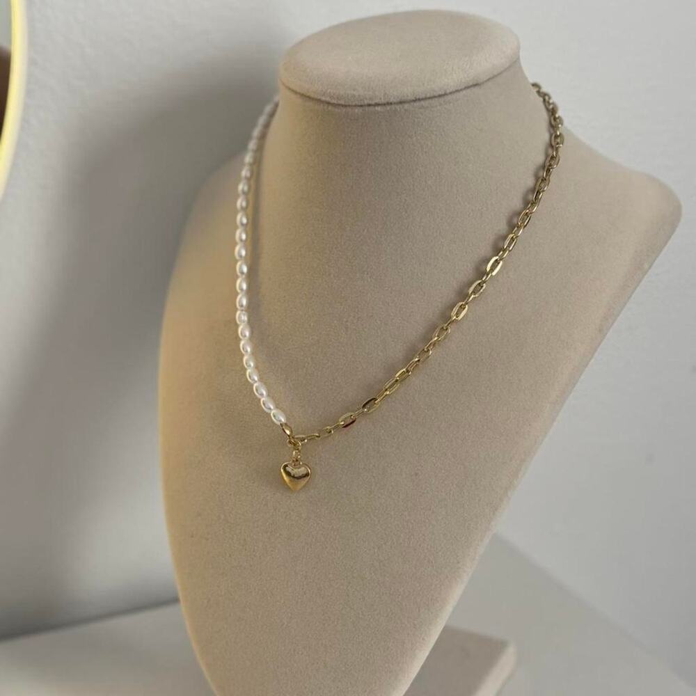 Gold Heart Pearl Necklace Stainless Steel Elegant Cute Jewelry Gift for Women - Picture 3 of 4
